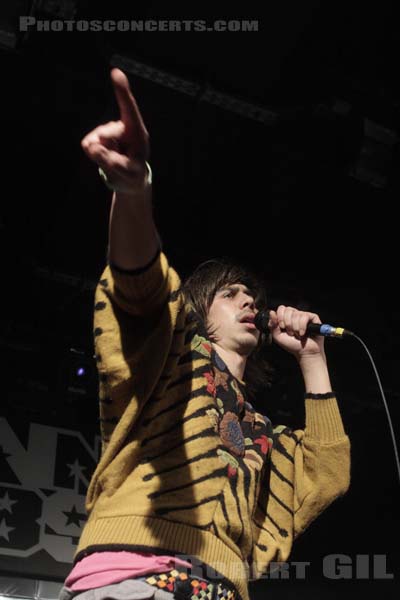 NAIVE NEW BEATERS - 2009-01-22 - PARIS - La Maroquinerie - 